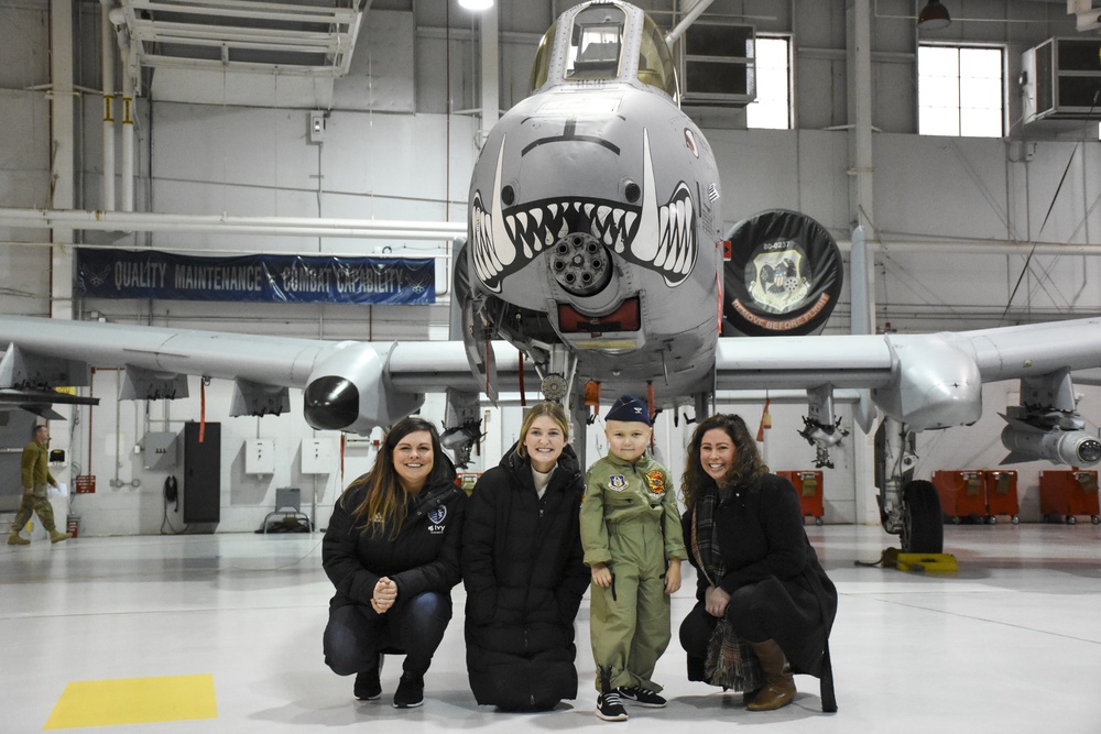 442d Fighter Wing teams with Sporting KC Victory Project to make a child a fighter pilot for a day