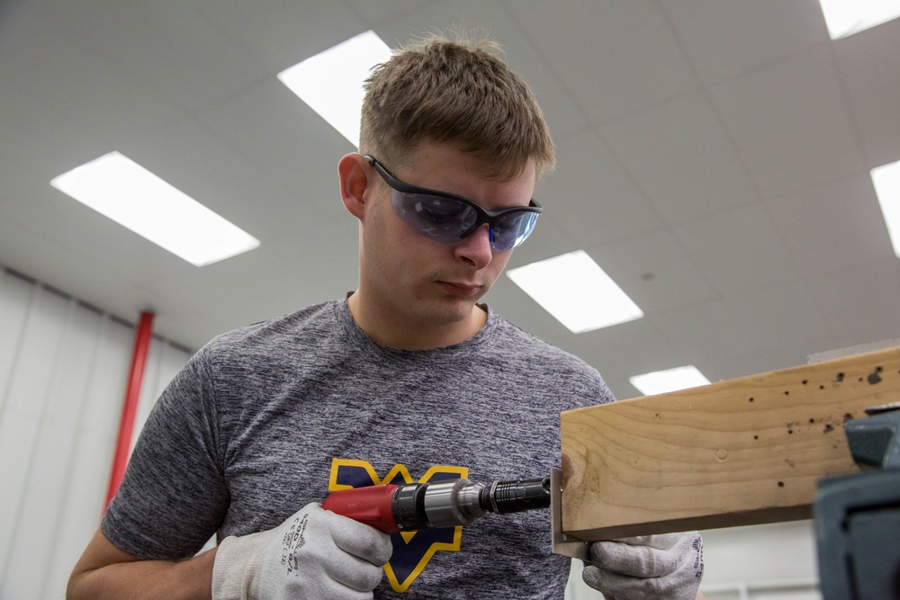 Marines learn new skills at Bell