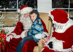 Edwards AFB kicks off holiday season with Winterfest