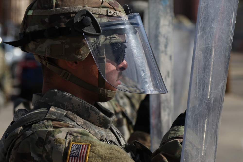 65th MP Co. Airborne conducts crowd control training with CBP at border