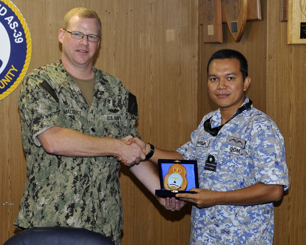 USS Emory S. Land hosts Malaysian officials during Indo Pacific patrol
