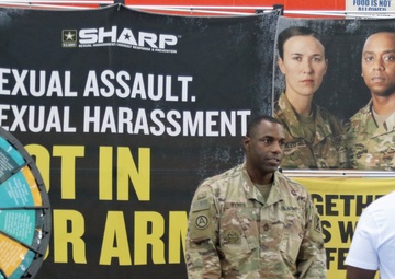 452nd CSH showcases clinic capabilities during Health Fair