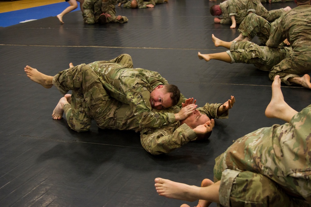 Wolfpack conduct Combative Course