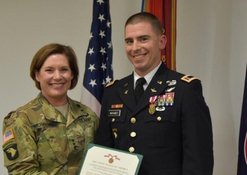 First Army warrant officer advances to the finals for MacArthur Leadership Award