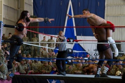 Fort Hood hosts WWE’s Tribute to the Troops [Image 18 of 19]