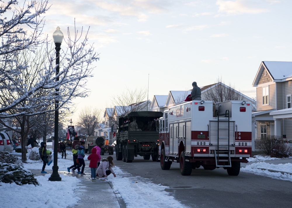 Holiday Parade/Tree Lighting/Gunfighter Glow
