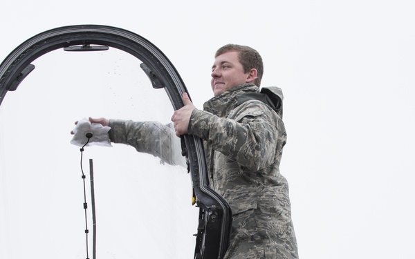 Let it snow, let it snow, let it snow!