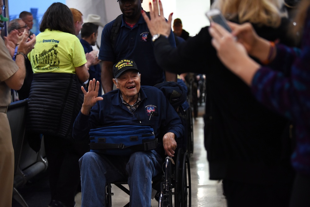 WWII Veterans Receive Heroes’ Welcome in National Capital Region