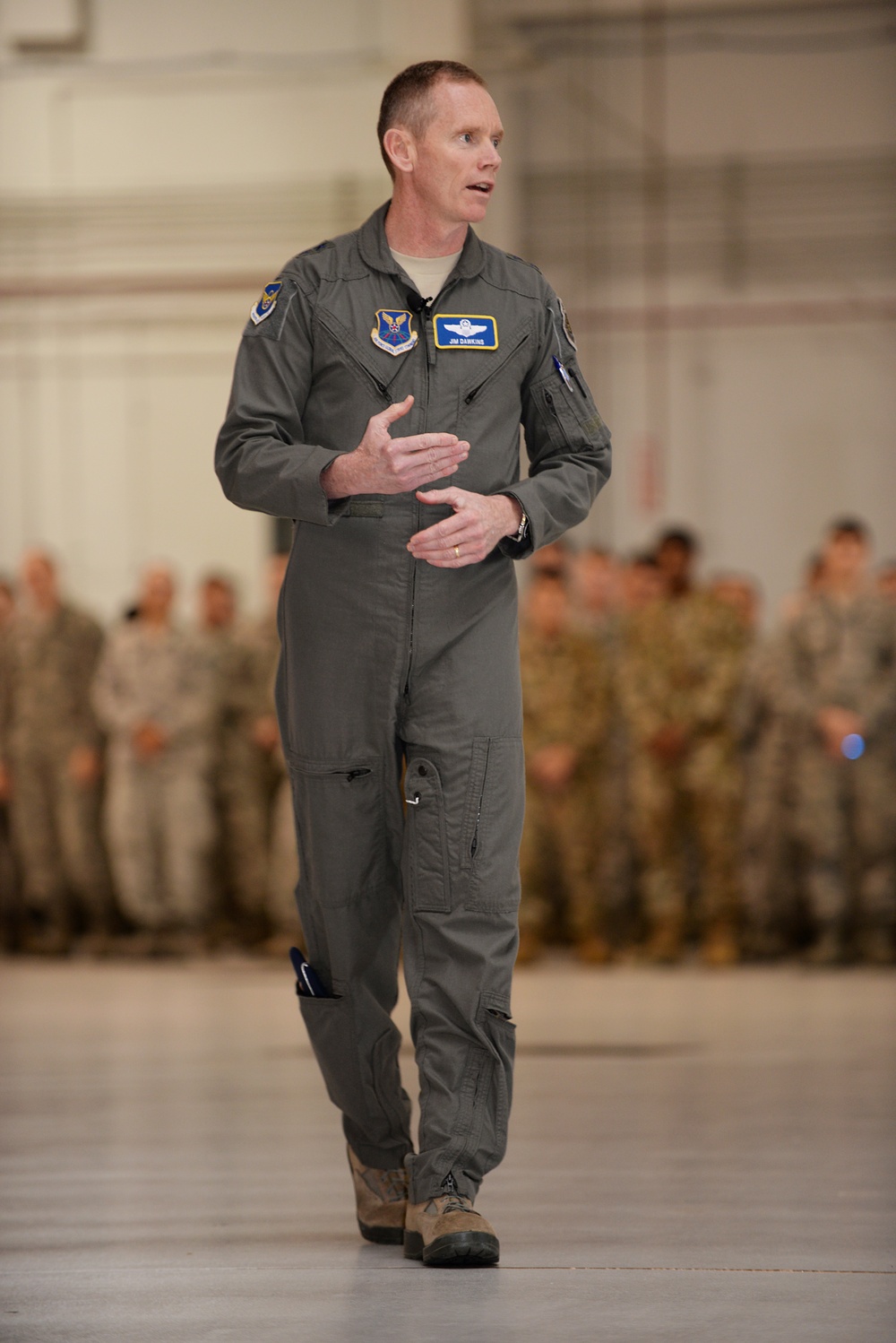 Dawkins visits his airmen at Whiteman Air Force Base