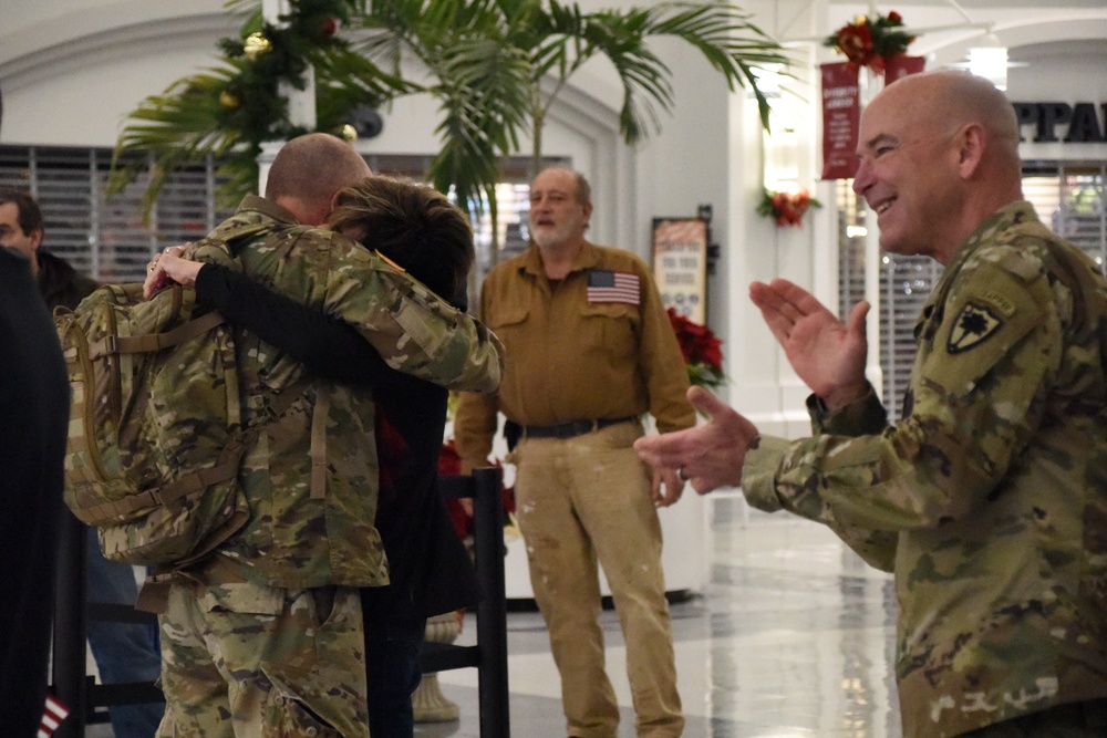 678th Air Defense Artillery Soldiers return from deployment