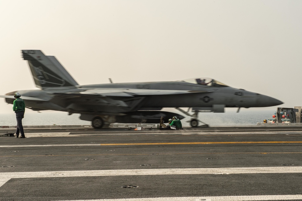 An F/A-18E Super Hornet, with Strike Fighter Squadron (VFA) 151, launches from a steam-powered catapult on the flight deck aboard the Nimitz-class aircraft carrier USS John C. Stennis (CVN 74).