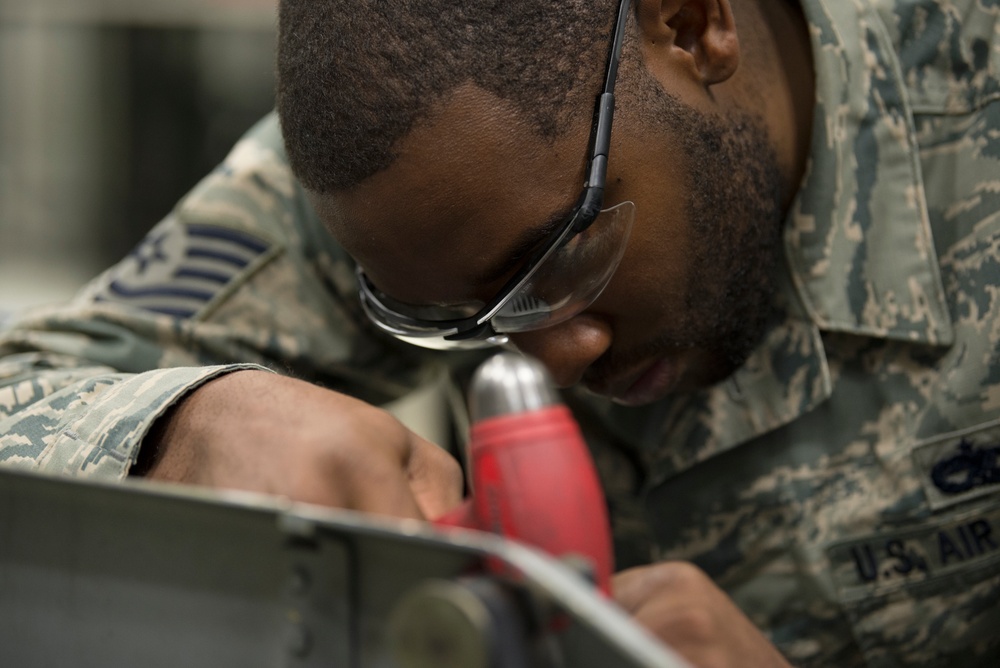 A day with 52nd MXS armament flight