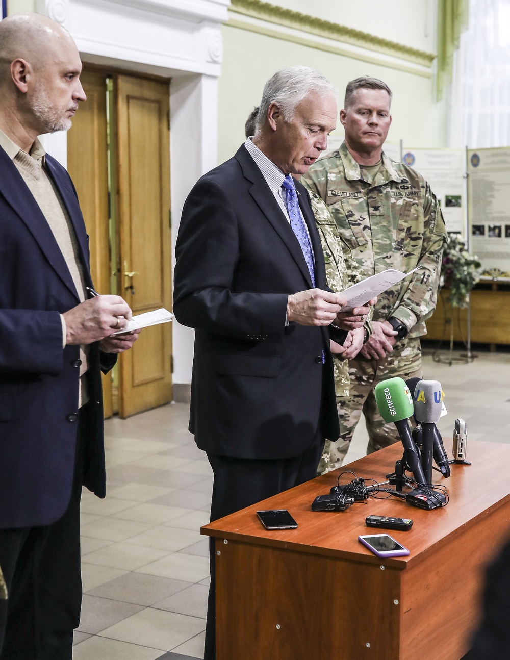 Senator Ron Johnson, R-WI, visits the IPSC in Ukraine
