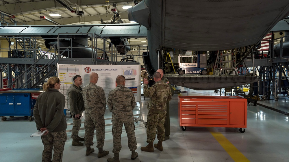 Illinois National Guard leadership learns about 182nd Maintenance Group processes