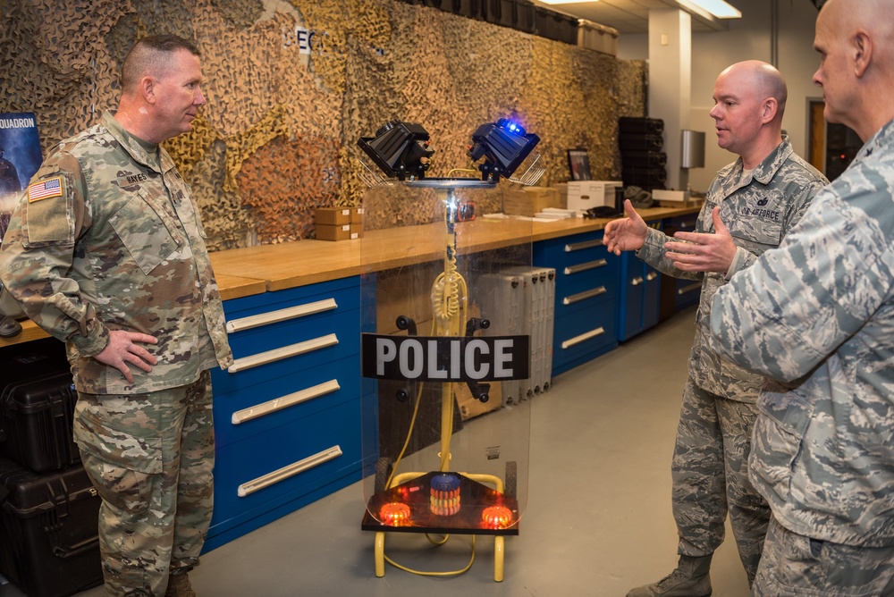Illinois Adjutant General meets with 182nd Security Forces Squadron