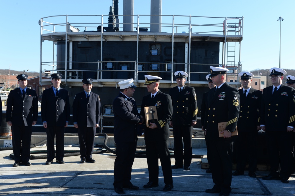 FDNY's Engine 91 Presents 9/11 Plaque to USS Colorado