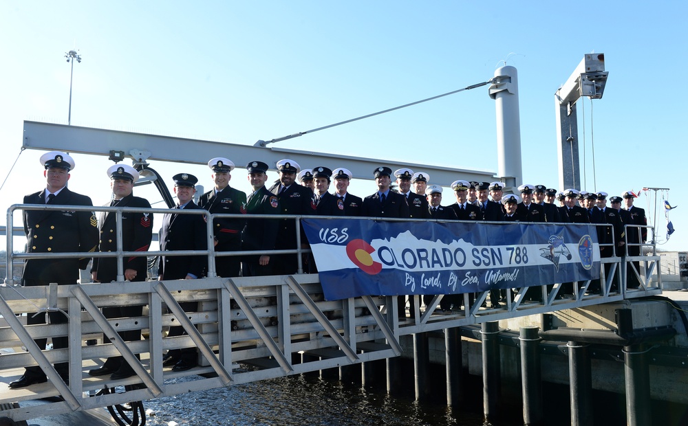 FDNY's Engine 91 Presents 9/11 Plaque to USS Colorado