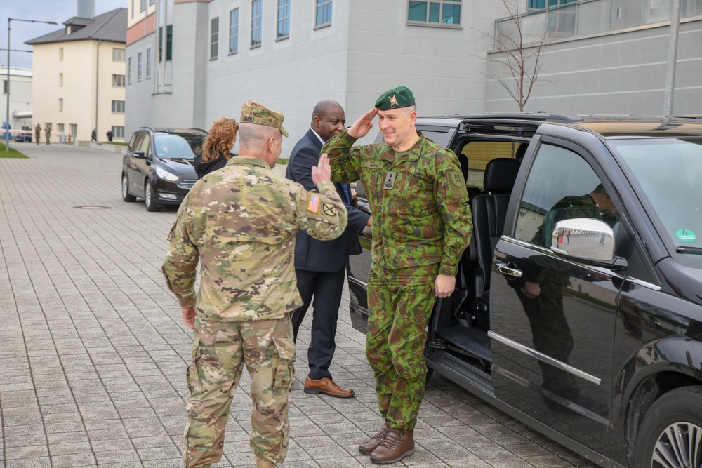 Lithuania Army Chief visits U.S. Army Euorpe Headquarters