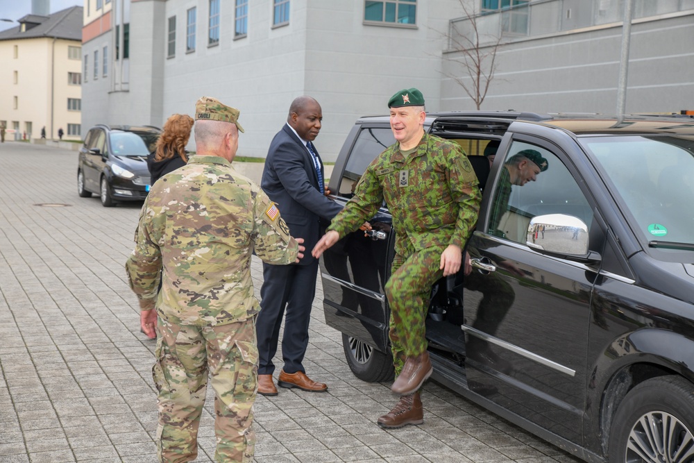 Lithuania Army Chief visits U.S. Army Europe Headquarters