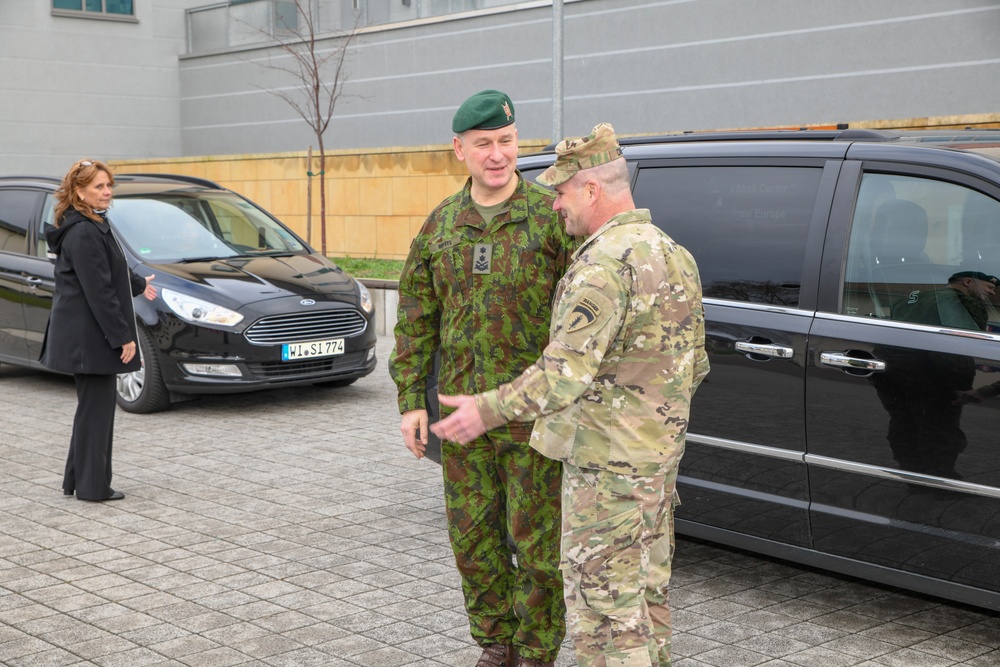 Lithuania Army Chief visits U.S. Army Europe Headquarters