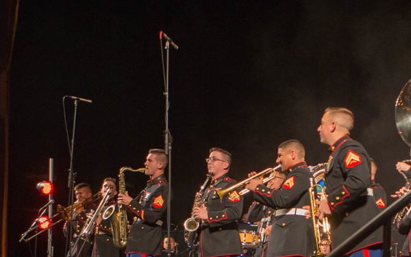 Marine Forces Reserve Band Performs Holiday Concert at Saenger Theatre