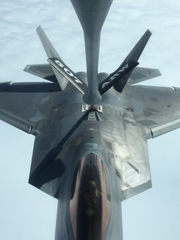 Reservists refuel Tyndall F-22 Raptor following hurricane