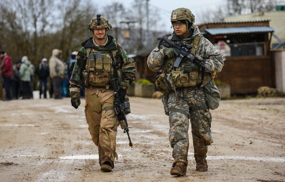 325th Tactical PSYOP Team Conduct Operation During Exercise Combined Resolve XI