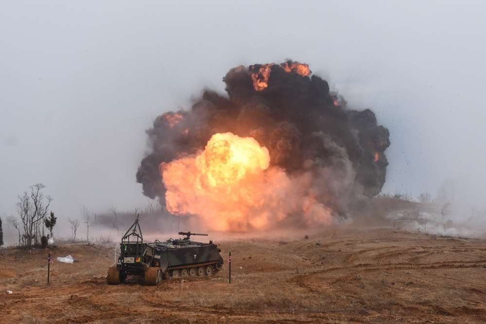 541st Sapper Company 3rd Platoon conducts MICLIC live fire
