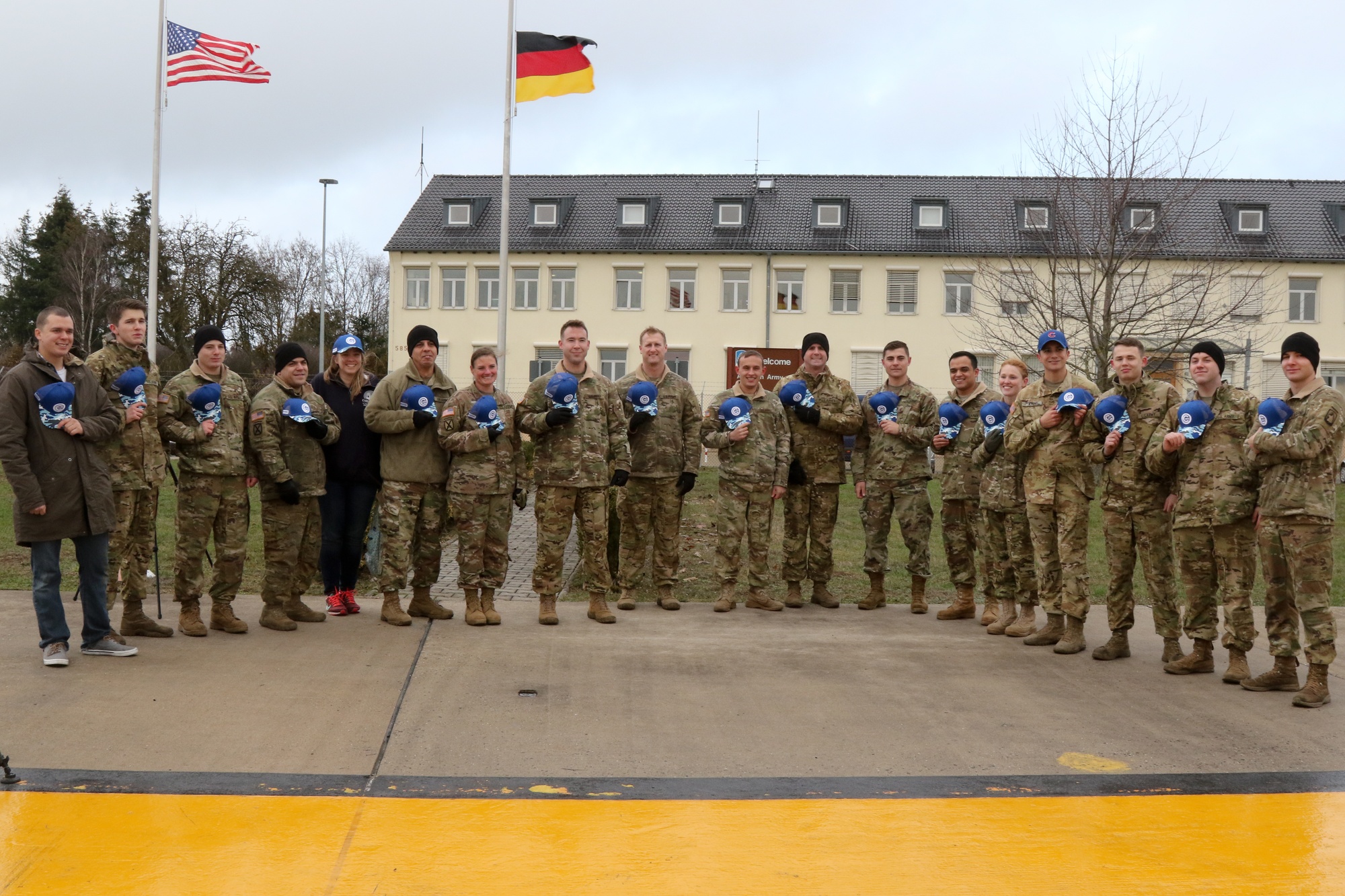 DVIDS - Images - US Soldiers meet Chicago Cubs mascot at Camp Aachen [Image  4 of 4]