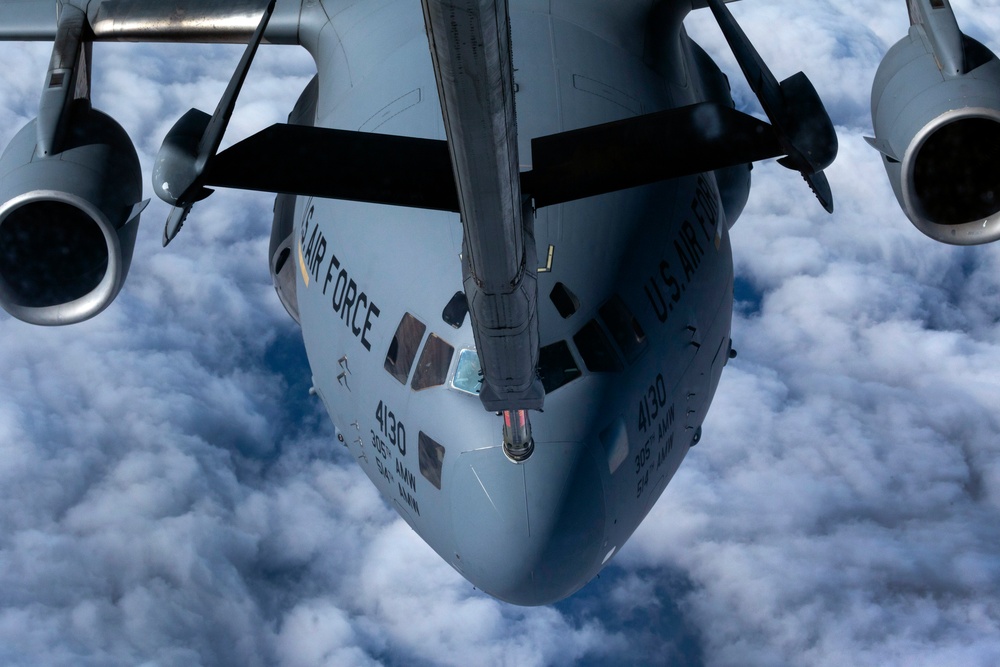 KC-10, C-17, joint training