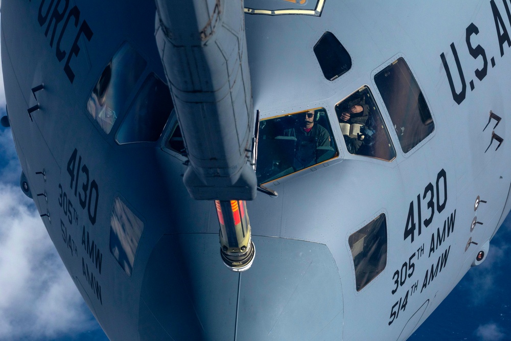 KC-10, C-17, joint training