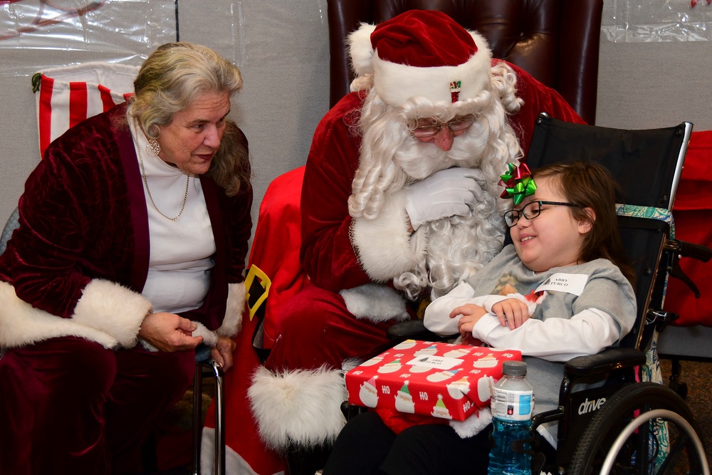 NMCP Hosts 18th Annual Hematology/Oncology Children’s Christmas Party