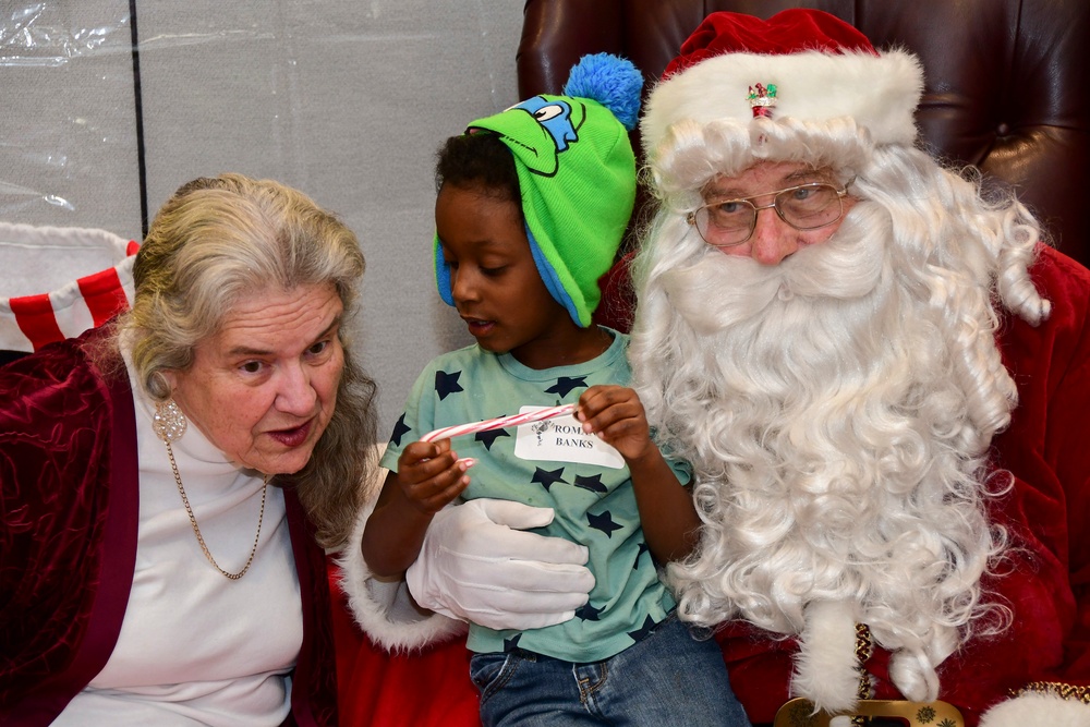 NMCP Hosts 18th Annual Hematology/Oncology Children’s Christmas Party