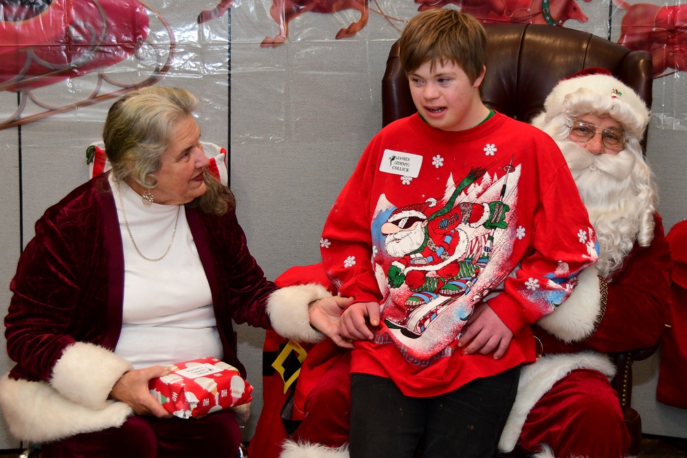 NMCP Hosts 18th Annual Hematology/Oncology Children’s Christmas Party