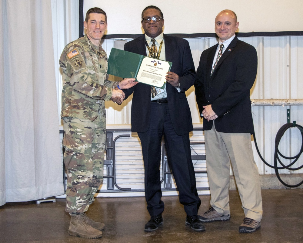 Buffalo District Commander awards employees at Town Hall meeting