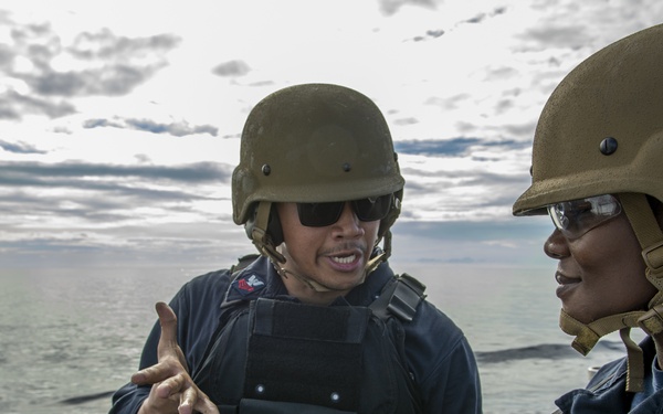 Sailors Trains on .50-Caliber Machine Gun