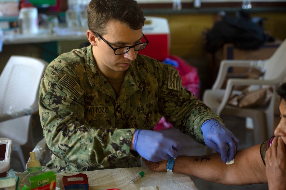 USNS Comfort Personnel Treat Patients at Land-based Medical Sites, in Honduras