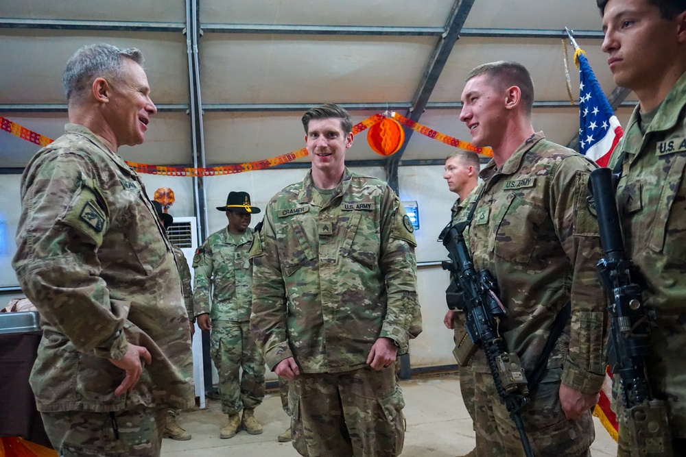 Brave Rifles Troopers Celebrate Thanksgiving in Iraq