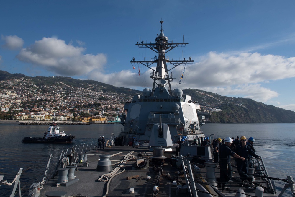 USS Jason Dunham (DDG 109) visits Funchal, Portugal