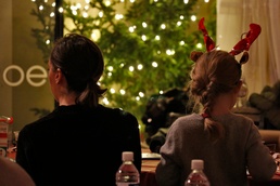 USO hosts Holiday Party for families of deployed Commandos