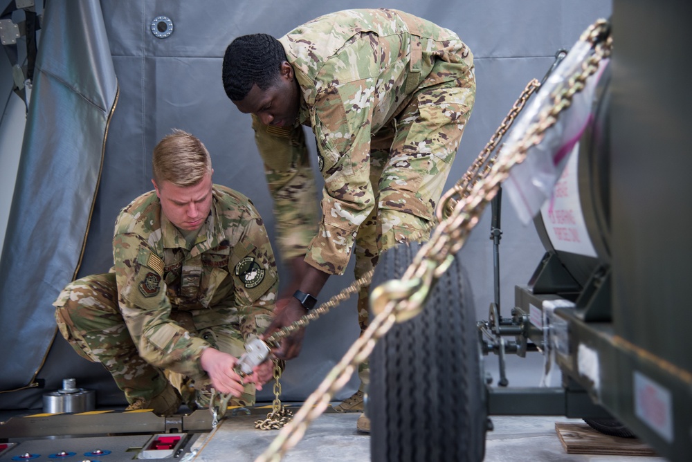 344th ARS train in KC-46 simulators