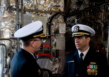 USS Omaha Blue Crew Conducts Change of Command