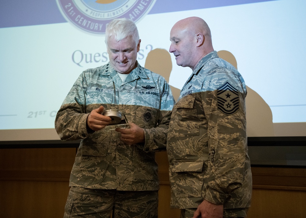 Air National Guard director communicates with Airmen during leadership workshop