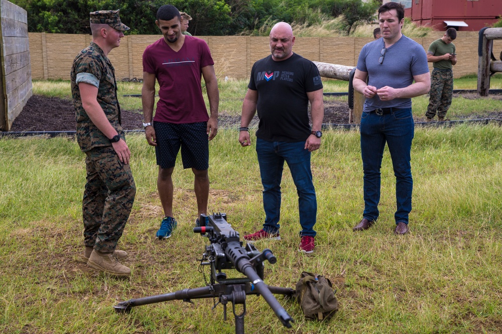 Bellator-USO Visit MCBH