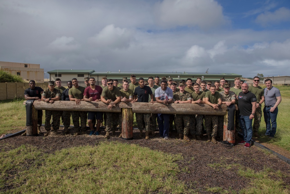 Bellator-USO Visit MCBH