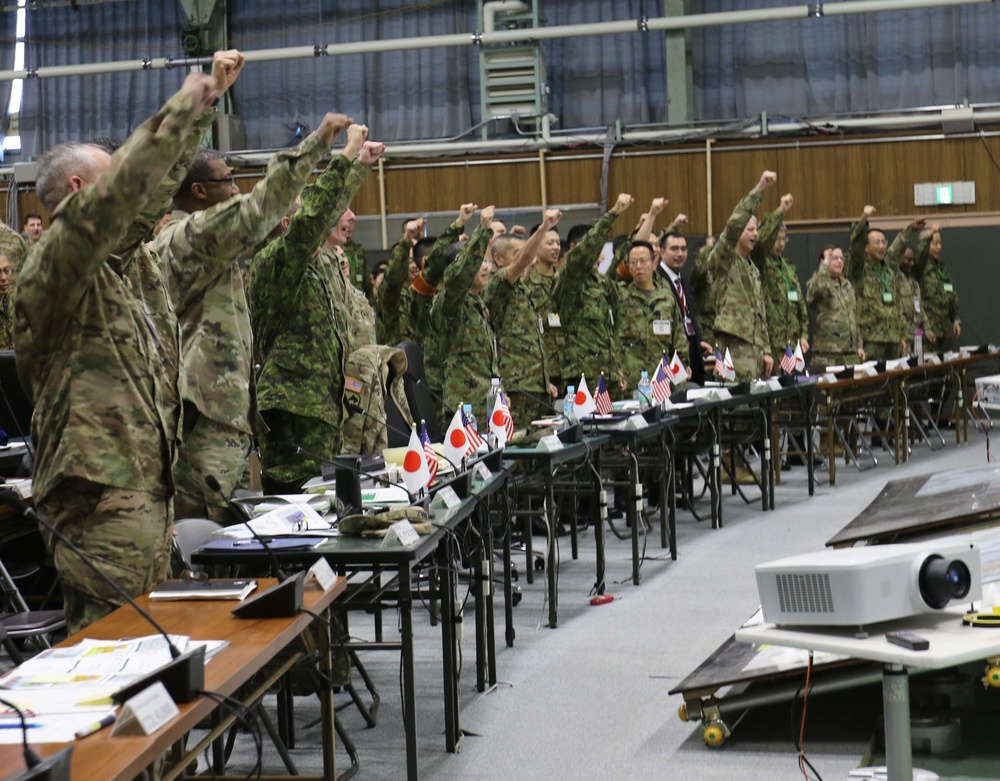 Commanding Generals recognize outstanding Soldiers at Yama Salura 75