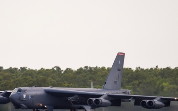 B-52 Stratofortesses takes off from RAAF Base Darwin