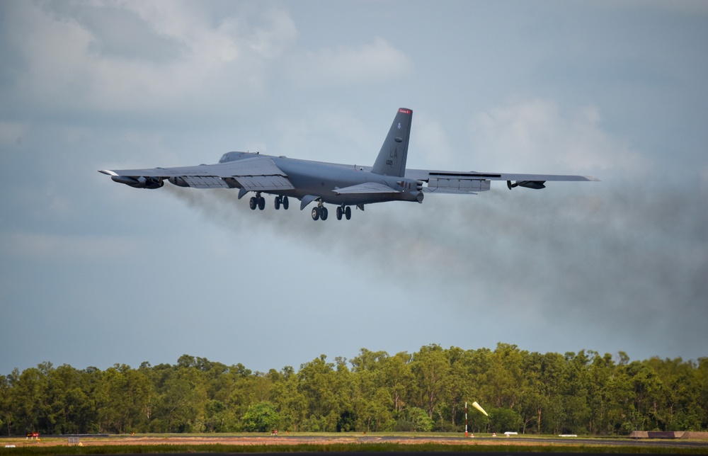 B-52 Stratofortesses takes off from RAAF Base Darwin