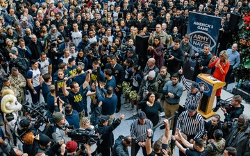 Army-Navy Patriot Games Pull-Up Event