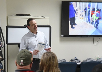 Transitioning Soldiers at Fort Drum graduate from construction laborer course